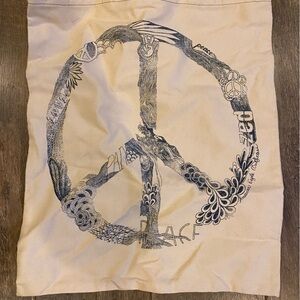 Brand new American Eagle tote bag.